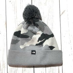 The North Face Ski Tuke Unisex Cuffed Pom
